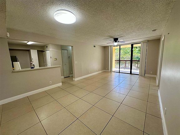 2nd image of 5701 Riverside Dr #205B6