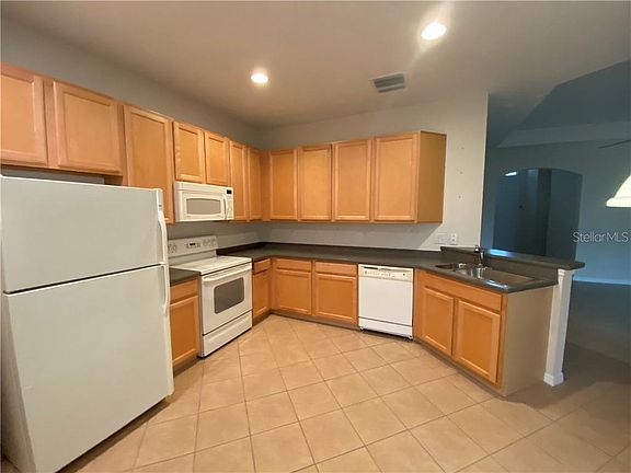 5th image of 4041 Heirloom Rose Pl