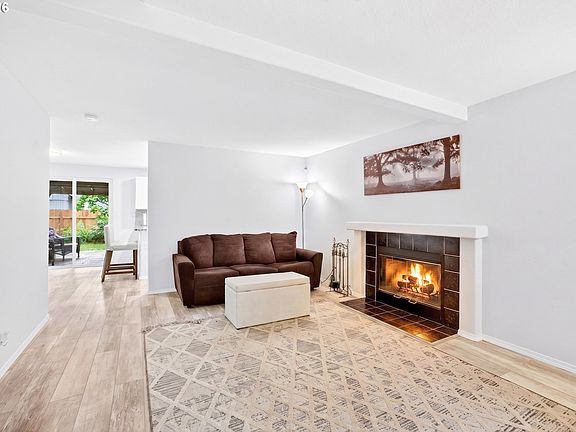 4th image of 6905 SW 188th Ave