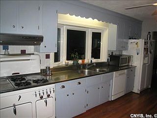 1st image of 4614 Brookhill Dr N