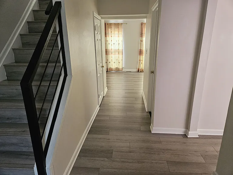 2918 Madeira Ct — Photo 30