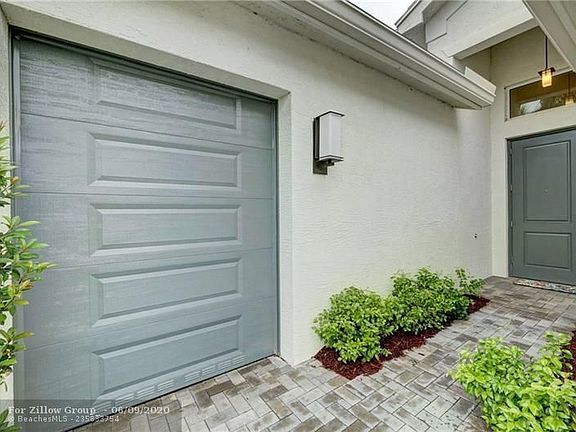 3rd image of 10954 SW Sunray St