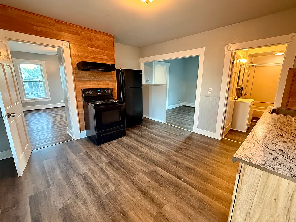 45 Jefferson St #6