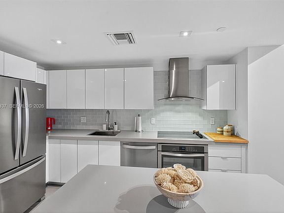 2nd image of 1600 NE 1st Ave #3515