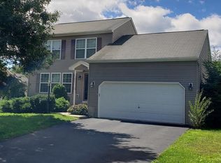 8 Crossway St, Glens Falls, NY 12801