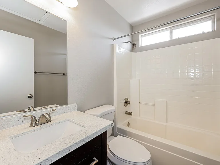 3010 Sunrise Bay Ave — Photo 15