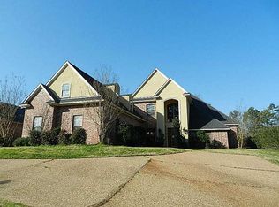 9480 Wrenwood Blvd, Shreveport, LA 71106