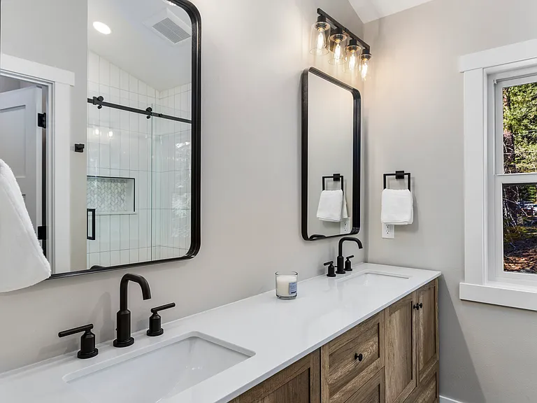23 Byron Ln — Photo 11