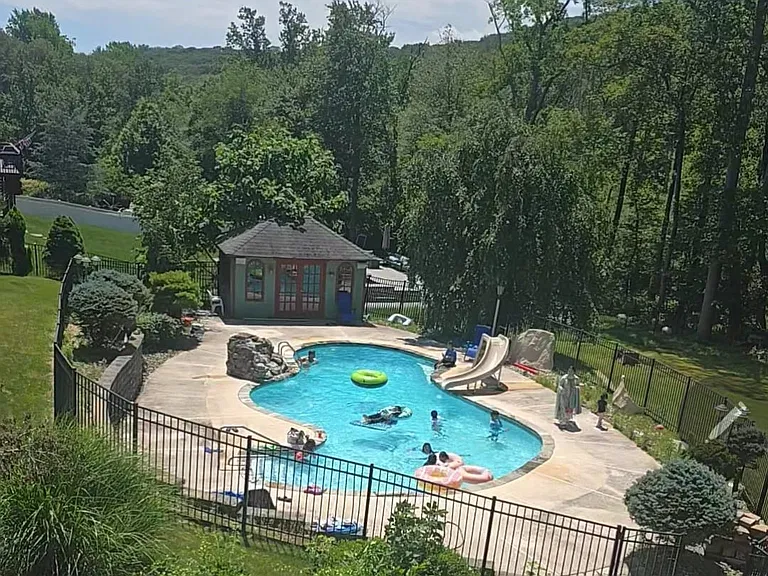 77A Taylortown Rd — Photo 5