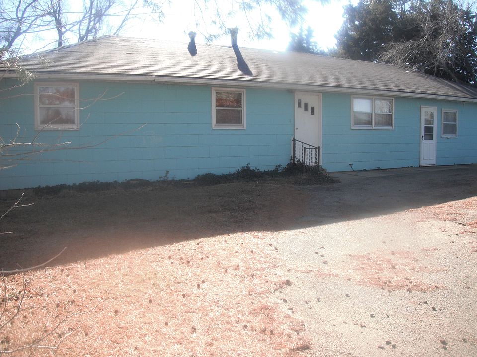 1st image of 741 E South St