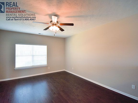 5th image of 2353 New Holland Cir