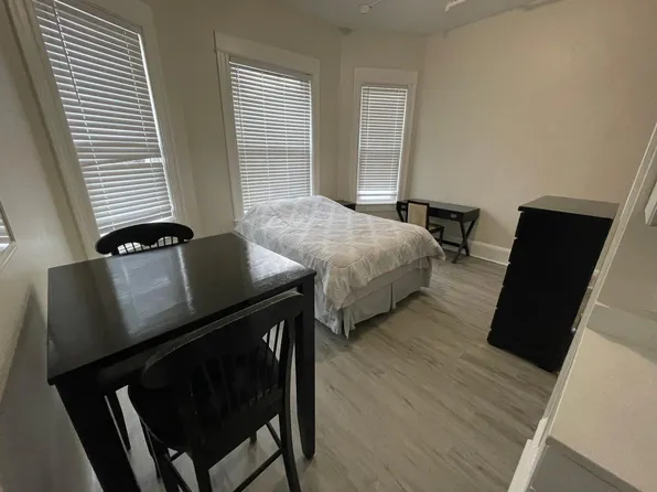 3301 16th St NW Floor 3, Washington, DC 20010