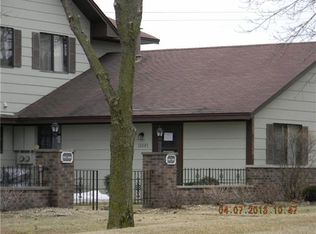 13601 Zenith Ln, Eden Prairie, MN 55346