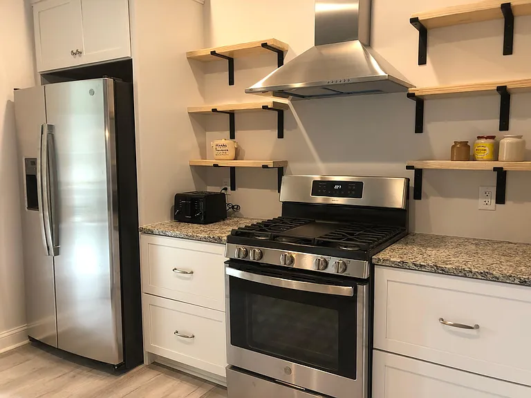 127 Country Club Dr — Photo 6
