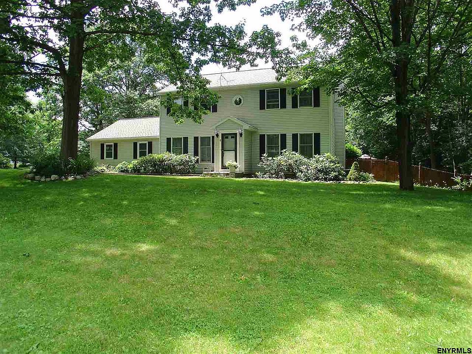 1st image of 8 Drake Ct