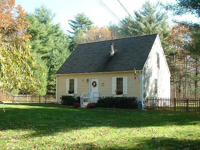 Adorable Cape, 3BR, 2BT