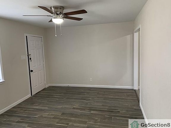 2nd image of 2829 Beasley Dr