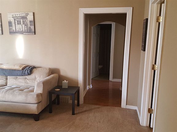 4th image of 1605 S Luick Ave