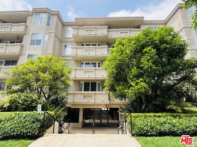 575 S Barrington Ave APT 306, Los Angeles, CA, 90049