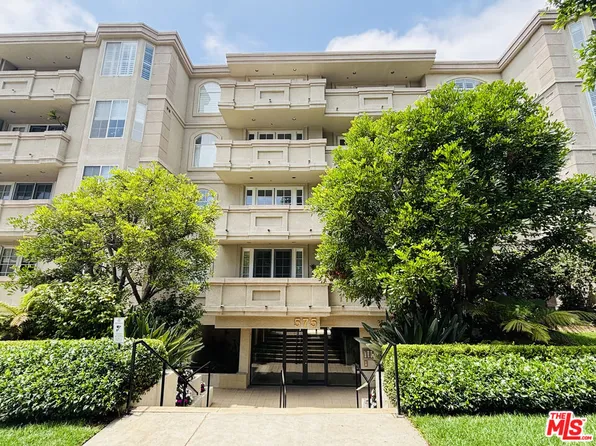 575 S Barrington Ave APT 306, Los Angeles, CA 90049