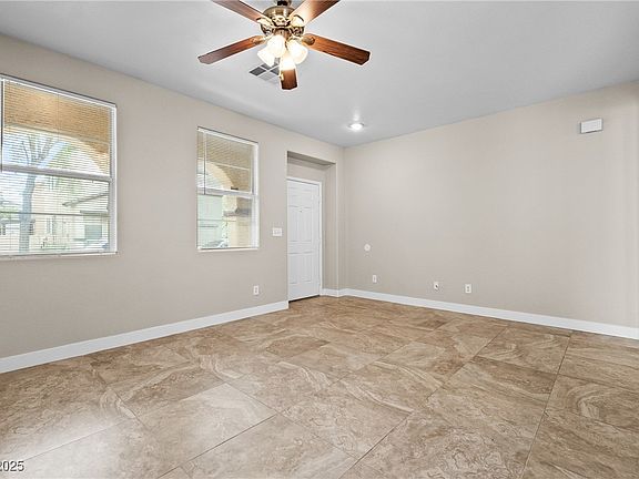 4th image of 6743 Windingwood St