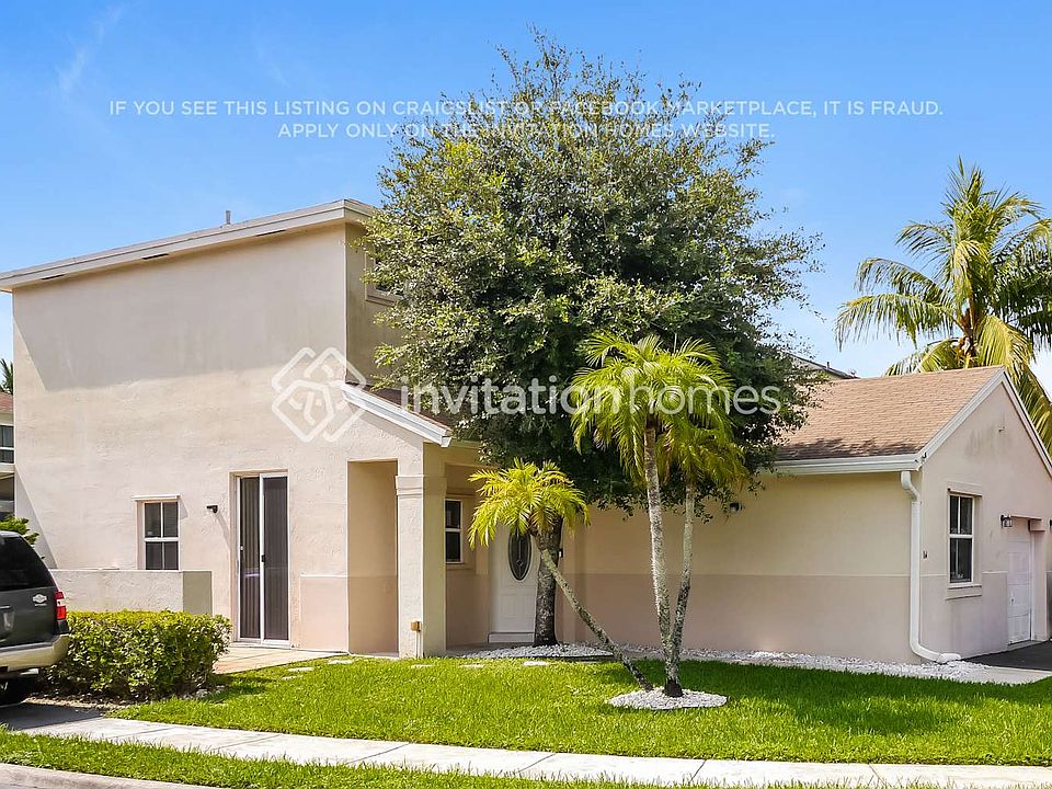 1st image of 164 NW 207th Ter
