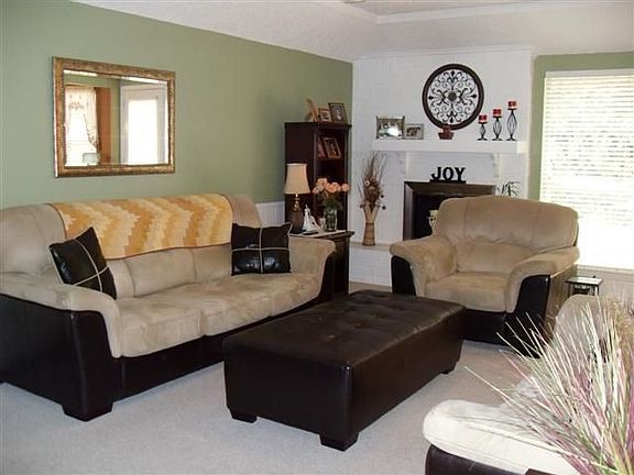 3rd image of 7117 Stonybrooke Dr