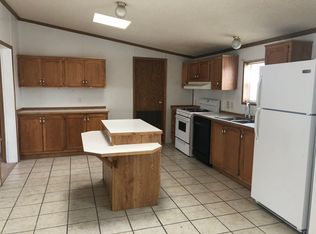 39023 Bayview Rd, New Boston, MI 48164