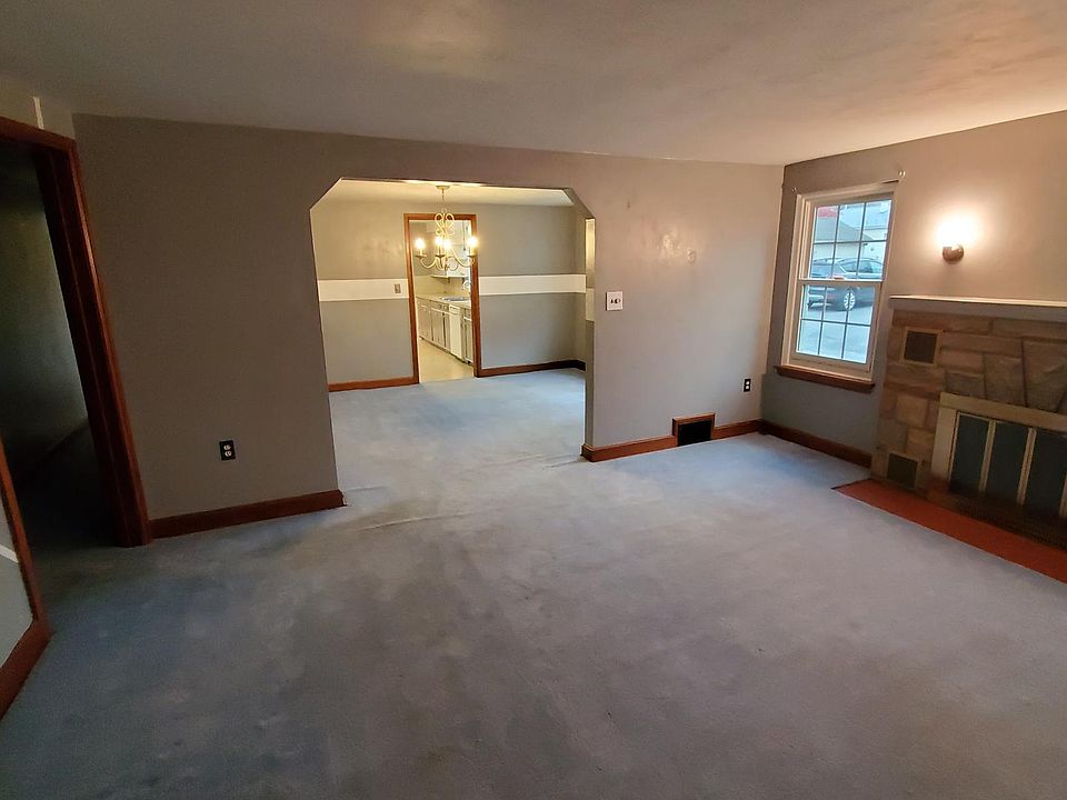 Living room from the front door entrance.