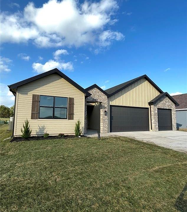 1st image of 1102 Bluestem Cir