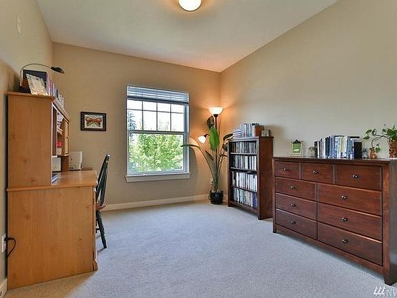 5th image of 22609 NE Alder Crest Dr Unit 3B