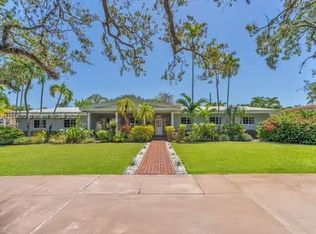 915 Country Club Prado, Coral Gables, FL 33134