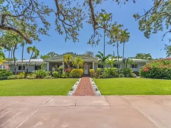 915 Country Club Prado, Coral Gables, FL 33134