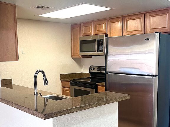 4th image of 101 S Players Club Dr APT 19103