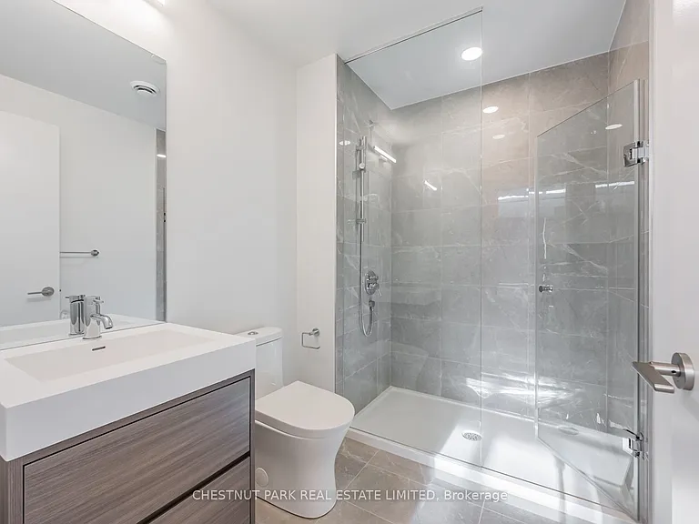 9 Tecumseth St #107 — Photo 10