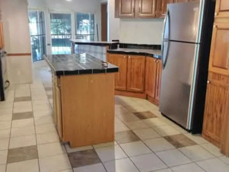 330 McClain Dr — Photo 43