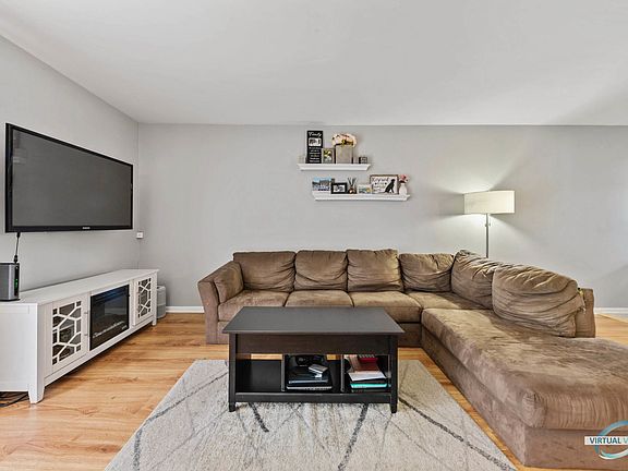 4th image of 7353 Canterbury Pl