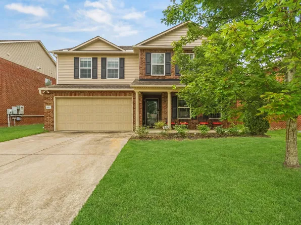 1011 Benwick Rd, Hendersonville, TN 37075