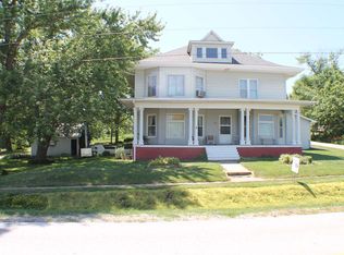 706 1st St, Prescott, IA 50859