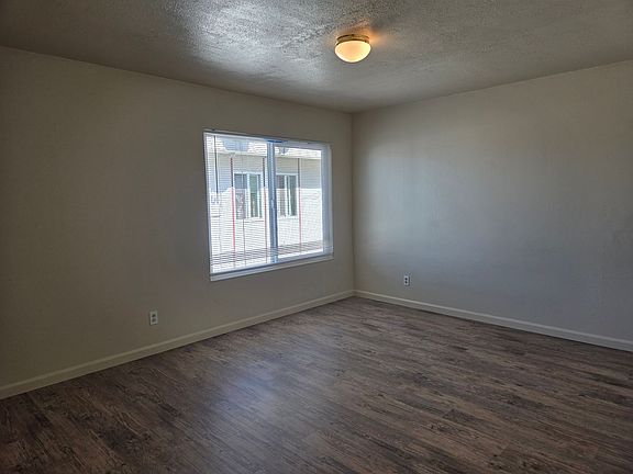 5th image of 333 Poplar St #0
