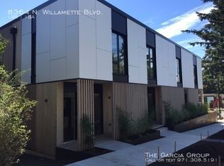 8364 N Willamette Blvd, Portland, OR 97203
