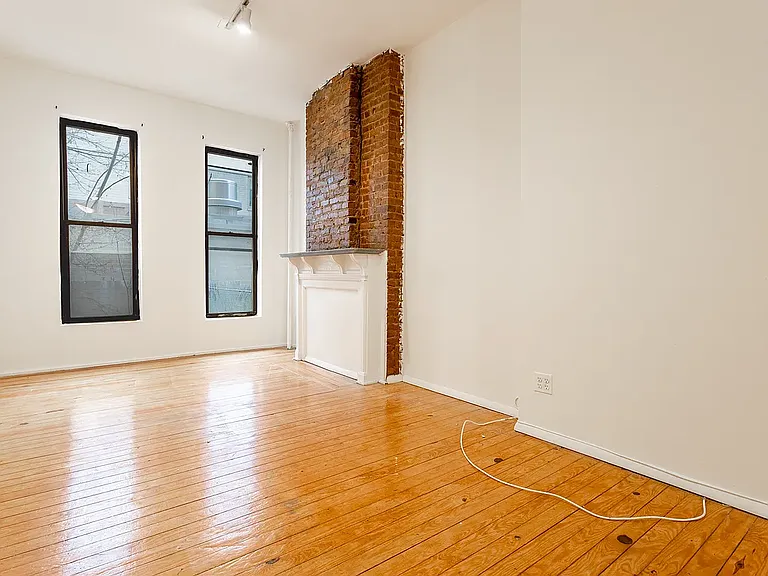 403 E 70th St #1 — Photo 1