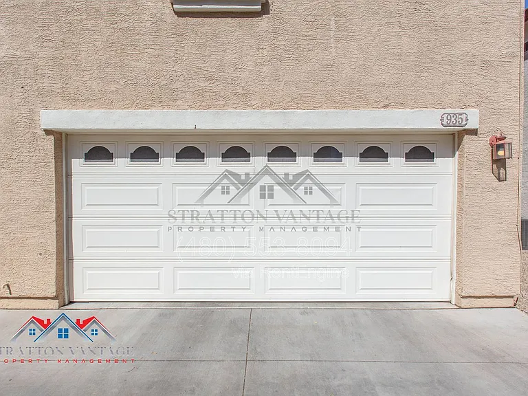 935 W Wendy Way — Photo 7