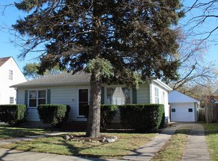 7013 43rd Ave, Kenosha, WI 53142