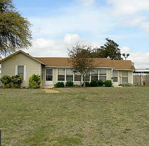 600 S Parkridge Dr Photo 1
