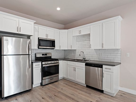 4th image of 2757 San Marino St APT 1