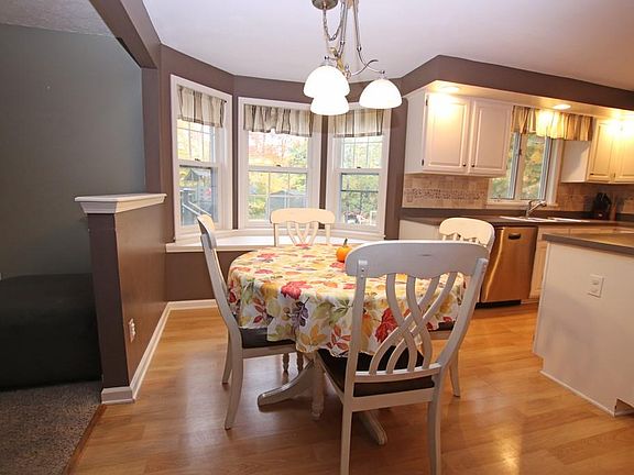 5th image of 723 Somerdale Dr