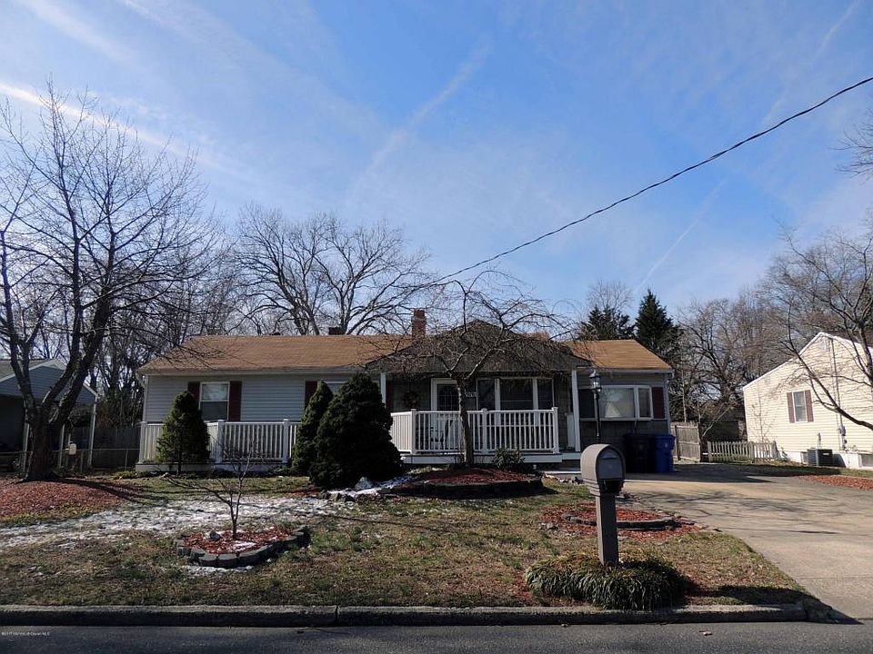 1st image of 976 Stamler Dr