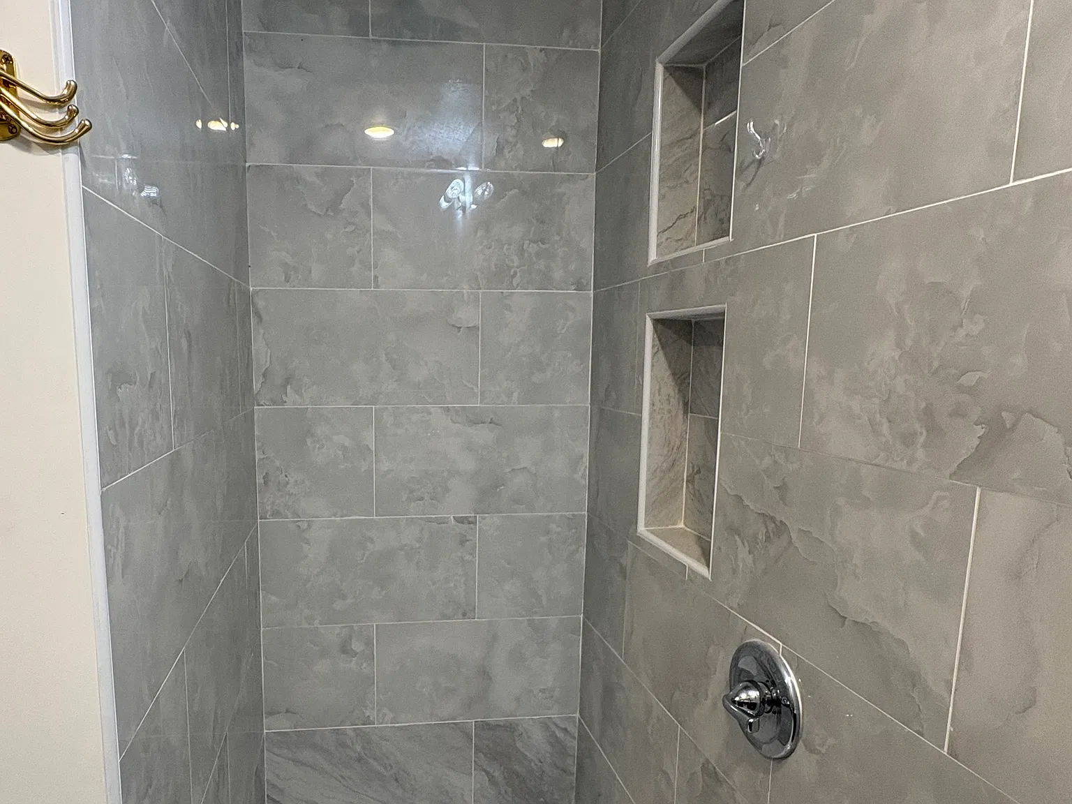 4 bed, 2.5 bath, $2,000 — Photo 3