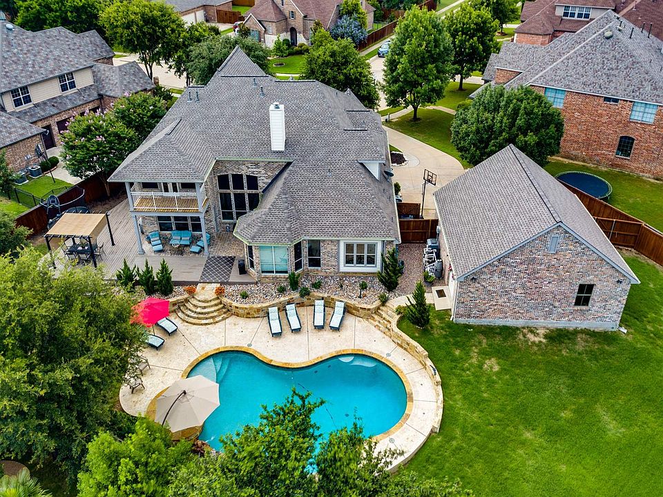 1st image of 731 Willowmist Dr